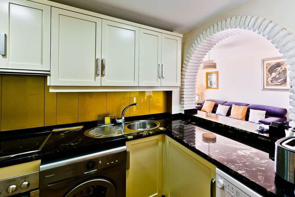 Las Palmeras Nerja Exterior photo