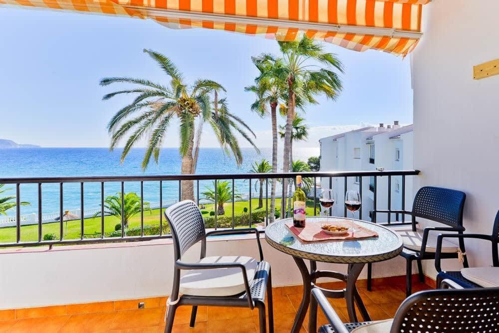Las Palmeras Nerja Exterior photo